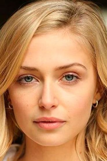 Софи Симнетт