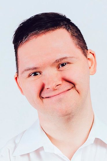 Дмитрий Сенин
