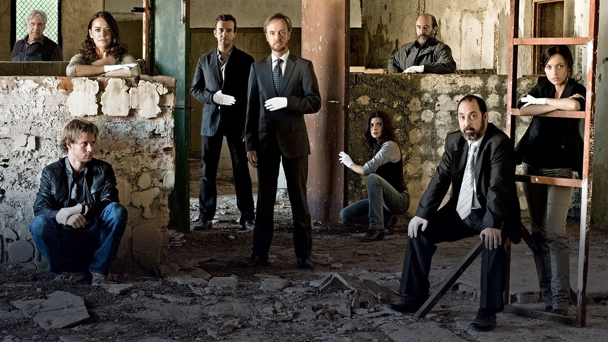 Белые перчатки