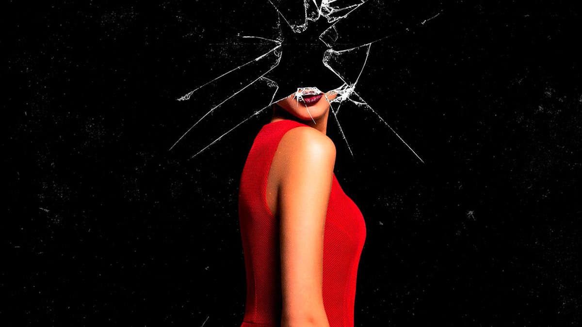 Маленькое красное платье