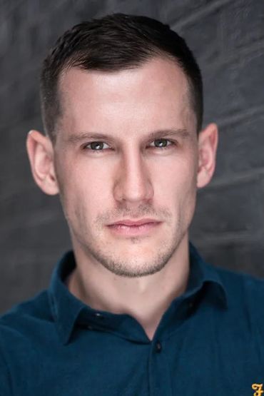 Николас Энскомб