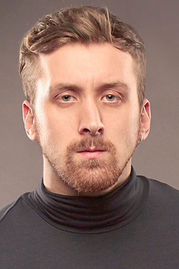 Данила Якушев