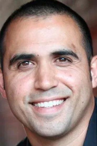 Дэниэл Гонсалес Стивен