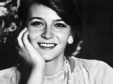Елена Сафонова. Цвет зимней вишни
