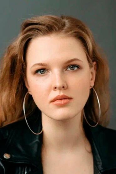 Стася Толстая