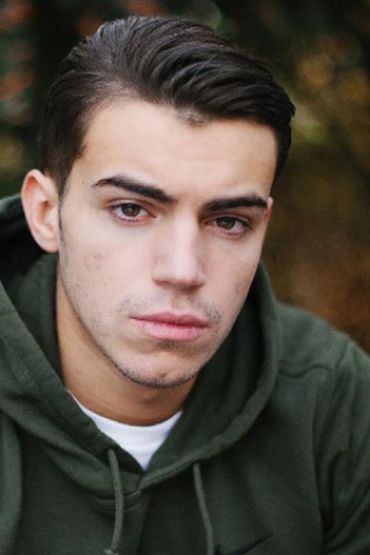 Марвин Дюбар