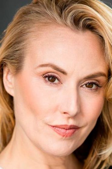 Мередит Томас Луиз