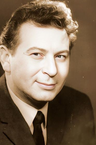 Борис Горбатов