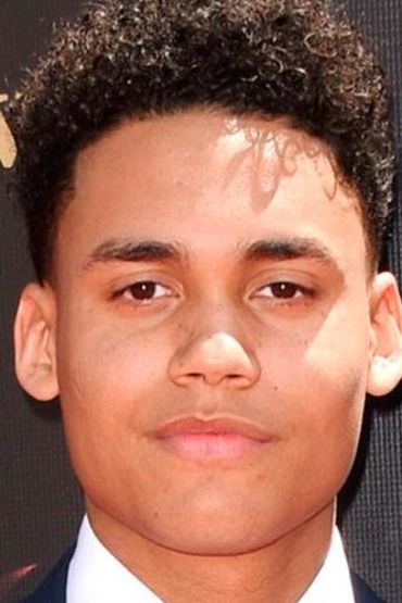 Адайн Брэдли