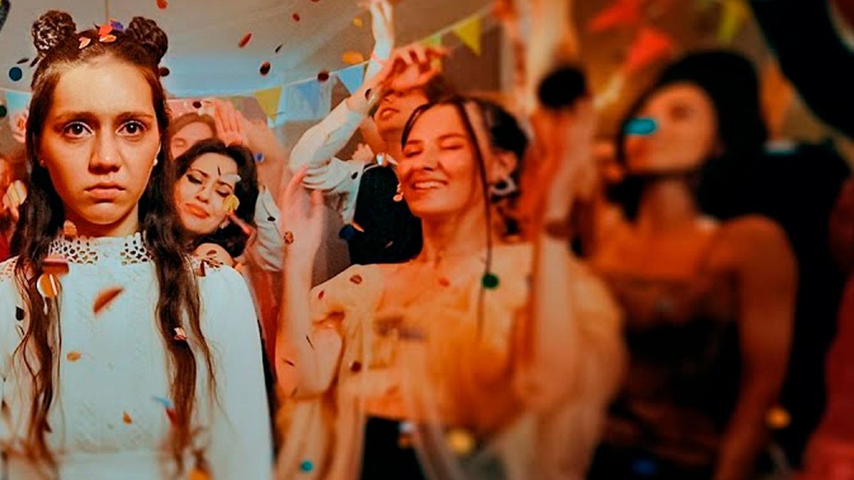 Екатерина Яшникова - Смываюсь с тусы