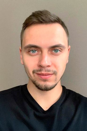 Антон Белов