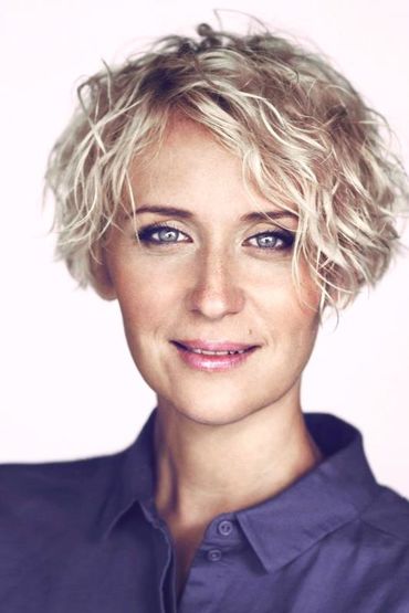 Алена Олейник