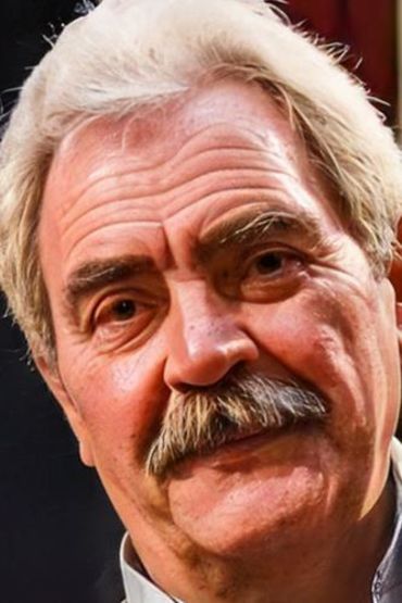 Владислав Карако