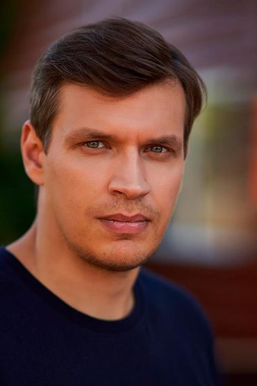 Артём Крестников