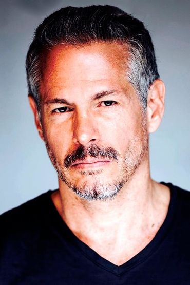 Кевин Бернхардт