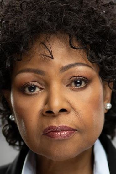 Кэндас Черчилль