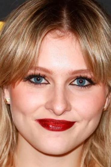 Джейн Уиддоп