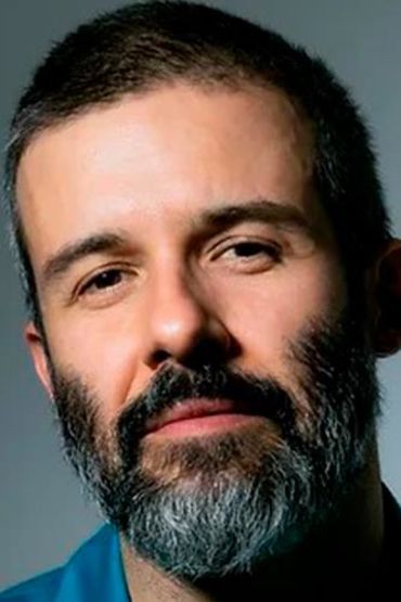 Густаво Ваз