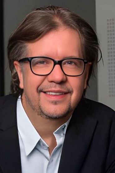 Марио Сантос