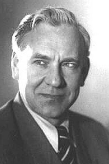 Михаил Царев