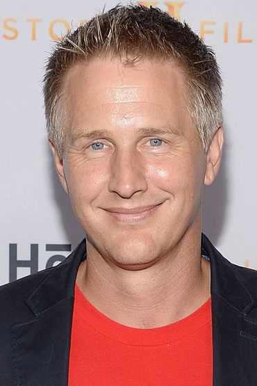 Дэниэл Юнге