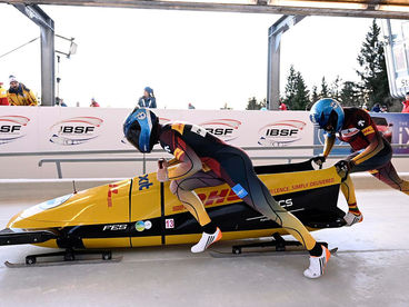 Бобслей. Кубок мира. Монобоб. Женщины. 1-я попытка. Трансляция из Норвегии Бобслей. Кубок мира. Монобоб. Женщины. 1-я попытка. Трансляция из Норвегии