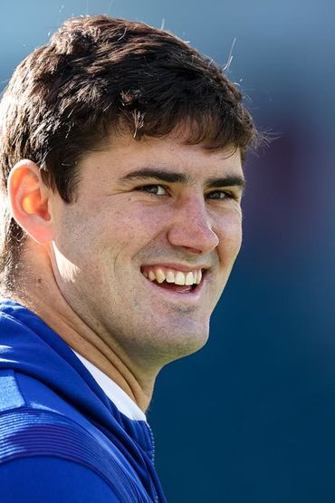 Дэниэл Джонс