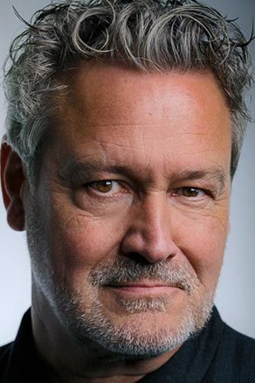 Стефан Бенсон