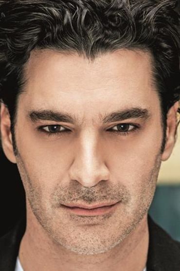 Христофорос Папакалиатис