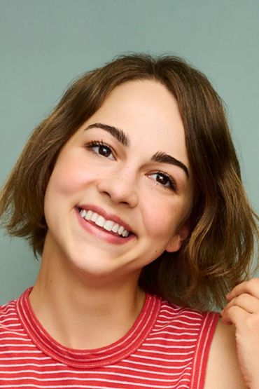 Элли Дженнингс