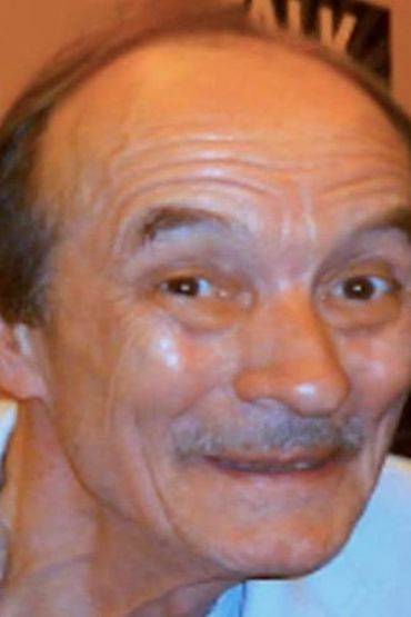 Оливер Смит
