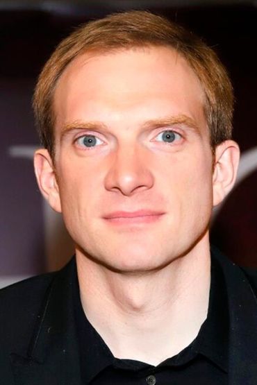 Андрей Бурковский