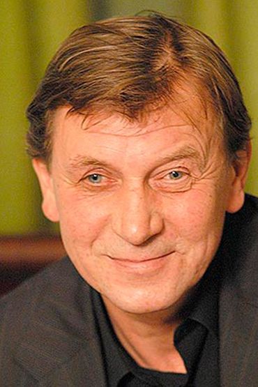 Евгений Карельских