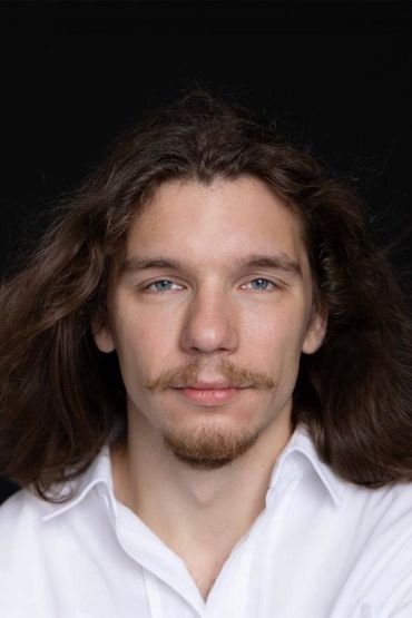 Леонид Антипов