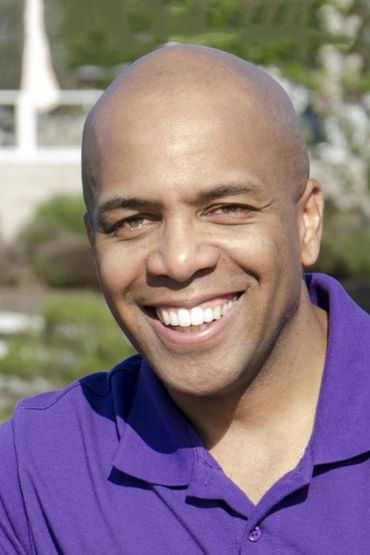 Мистро Кларк