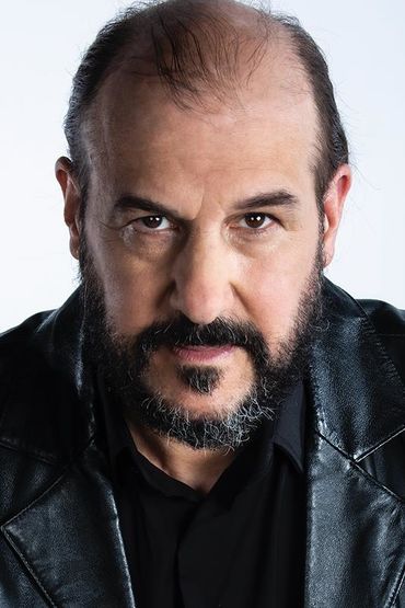 Мэттью Робертс Дилан