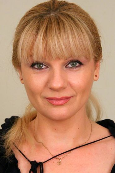 Анна Ардова