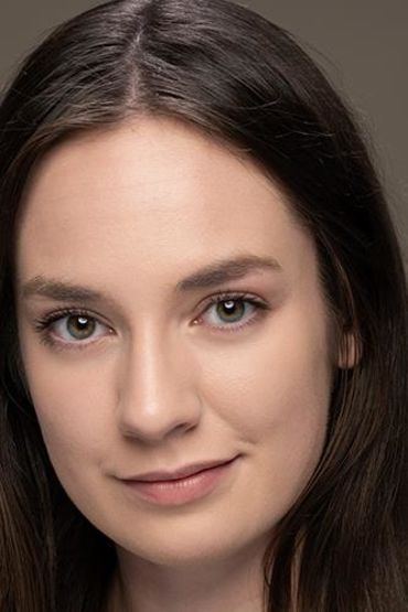 Эшли Макги Рэй