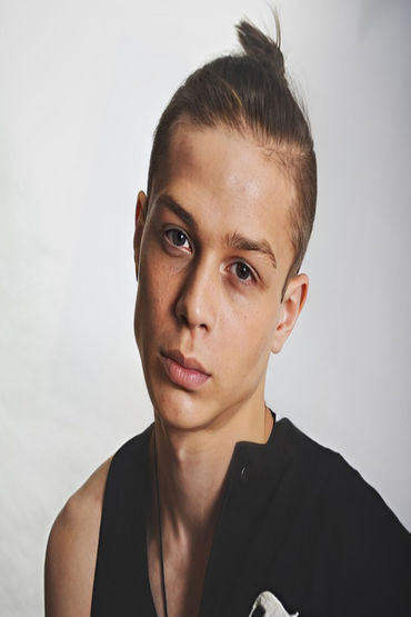 Глеб Калюжный